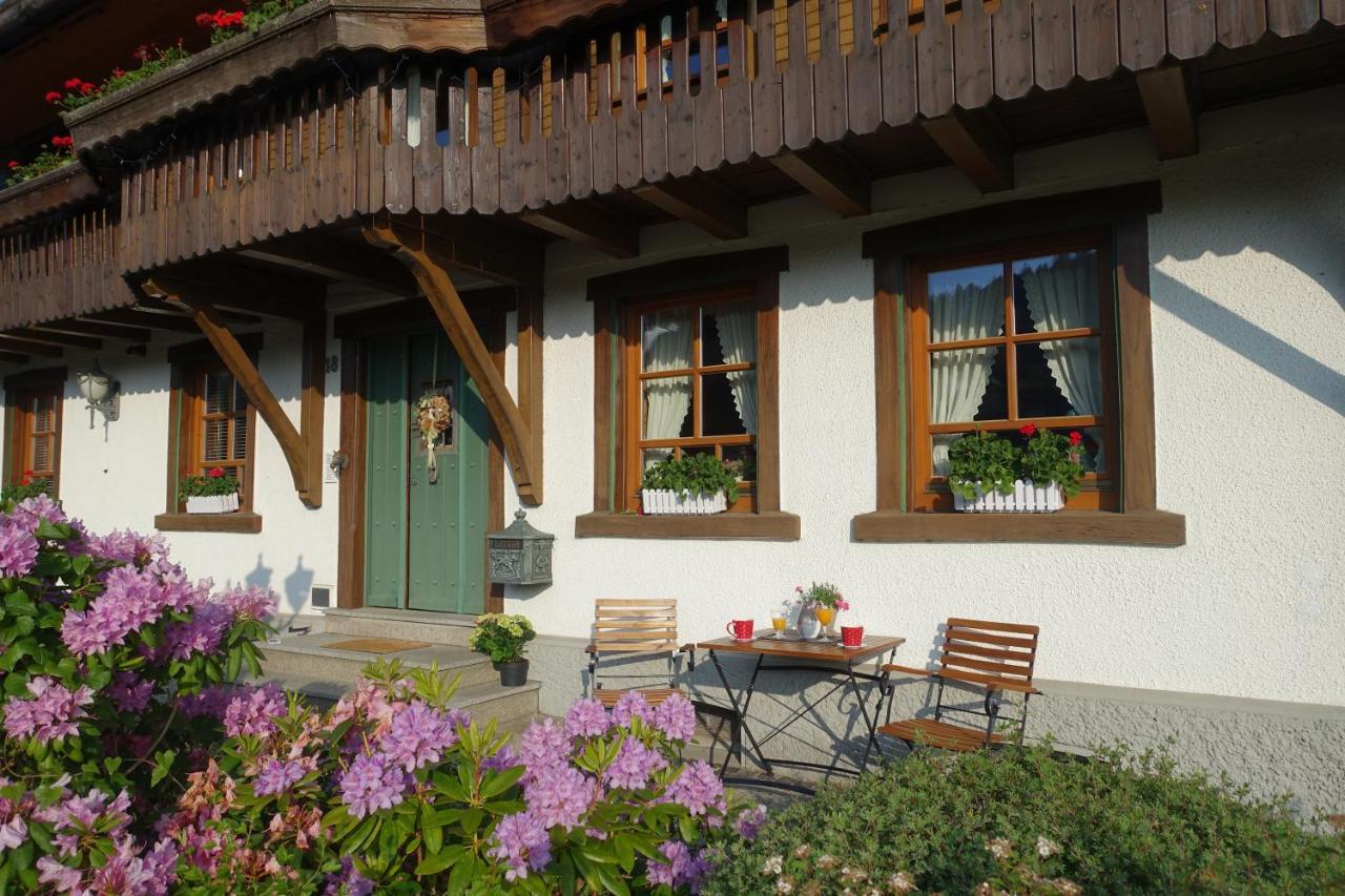 Hollhouse - Bed & Breakfast Hinterzarten Exterior photo